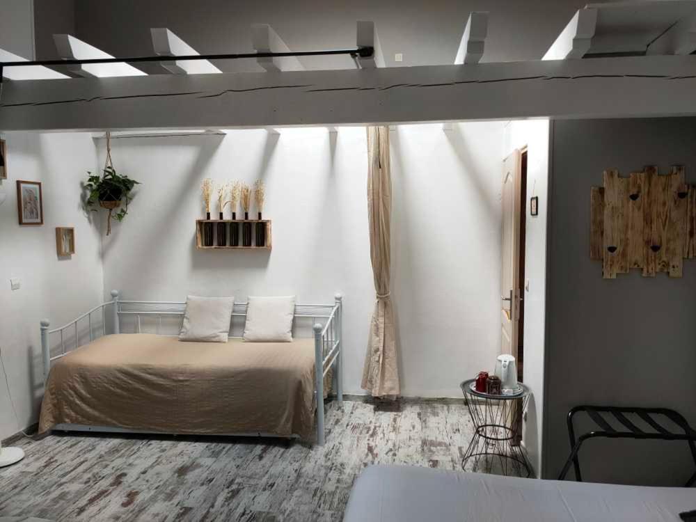 Chambres D'Hotes Chateau Pierre De Montignac Civrac-en-Médoc Eksteriør bilde
