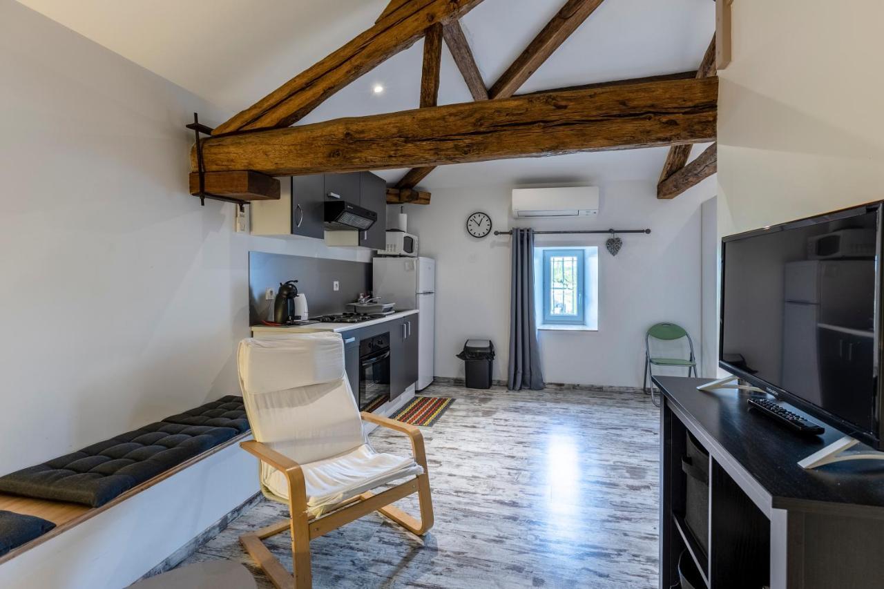 Chambres D'Hotes Chateau Pierre De Montignac Civrac-en-Médoc Eksteriør bilde