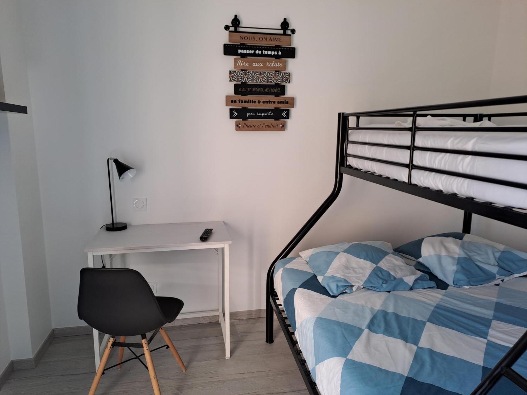 Chambres D'Hotes Chateau Pierre De Montignac Civrac-en-Médoc Eksteriør bilde